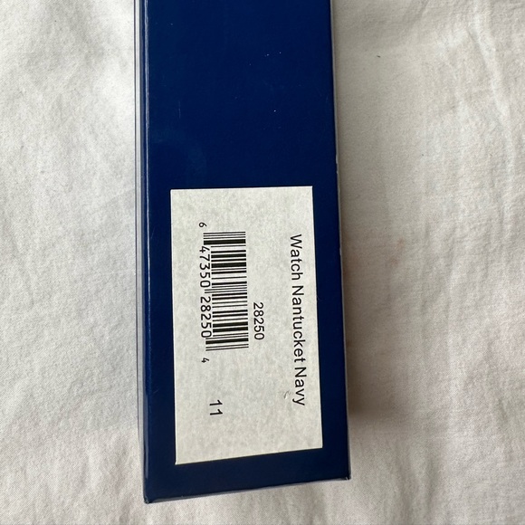 Never worn!! Vera Bradley Nantucket Navy watch 🌊⚓️⌚️ - Picture 9 of 9